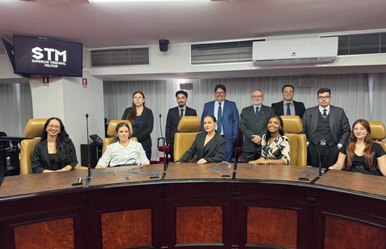 Alunos do curso de direito da ETEP visitam Instituições de Justiça em Brasília